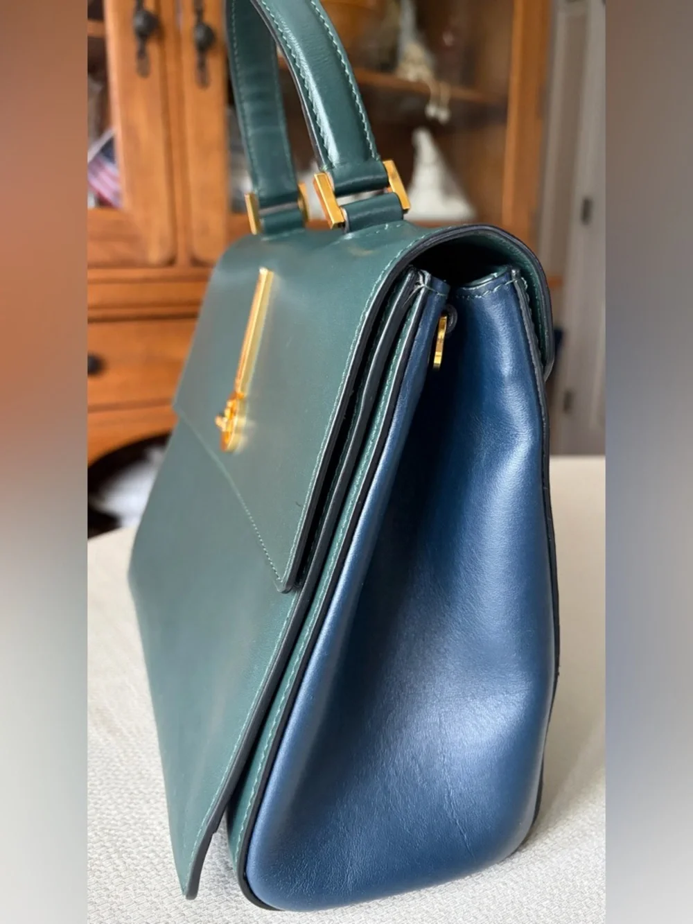 VNTG Escada Green Leather Top-Handle Shoulder Strap Bag Gold Hardware Italy 🇮🇹